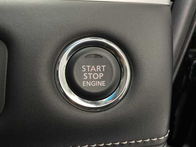 三菱 デリカＤ：５ シャモニー 長野県 2025(令7)年 0.1千km 黒 登録済み未使用者/純正アルパインナビ/三菱e-Assist/衝突被害軽減ブレーキ（FCM）/踏み間違い防止アシスト（EAPM）/アダプティブクルーズコントロール（ACC）/車線逸脱警報システム（LTW）/先行車発進通知［LCDN］/ブラインドスポットモニター (BSM)/バックカメラ/両側パワースライド/パワーバックドア/前席シートヒーター/ステリングヒーター/アイドリングストップ/純正18インチAW/スペアーキー/車両取扱説明書/保証書