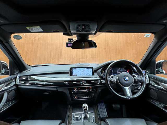 ＢＭＷ Ｘ５ xDrive 35d Mスポーツ 千葉県 2017(平29)年 3.7万km アルピンホワイトⅢ ワンオーナーセレクトＰＫＧ　/ｈａｒｍａｎｋａｒｄｏｎ　/サンルーフ　/ＡＣＣ　/黒革シート　/パワーシート　/前後席シートヒーター　/電動リアゲート　/コンフォートアクセス　/インテリジェントセーフティ　/ＬＤＷ