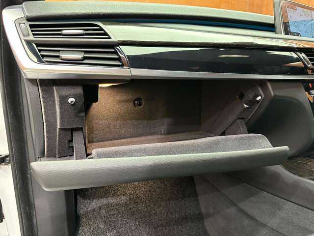 ＢＭＷ Ｘ５ xDrive 35d Mスポーツ 千葉県 2017(平29)年 3.7万km アルピンホワイトⅢ ワンオーナーセレクトＰＫＧ　/ｈａｒｍａｎｋａｒｄｏｎ　/サンルーフ　/ＡＣＣ　/黒革シート　/パワーシート　/前後席シートヒーター　/電動リアゲート　/コンフォートアクセス　/インテリジェントセーフティ　/ＬＤＷ