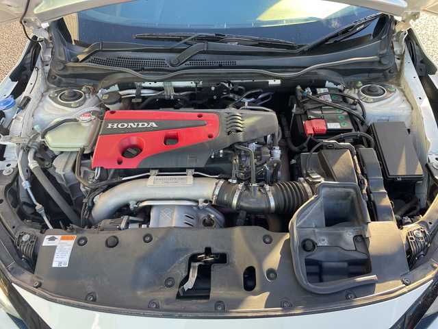 ホンダ シビック タイプR 茨城県 2019(令1)年 3.7万km チャンピオンシップホワイト カロッツェリアナビ　/-TV/BT/AM/衝突軽減システム　/バックカメラ　/ドライブレコーダー　/ＬＥＤヘッドライト　/エアロ　/-フロント/サイド/リア/オートライト　/アイドリングストップ　/純正アルミホイール　/電動格納ミラー/プッシュスタート