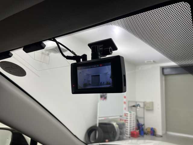 トヨタ ＲＡＶ４ ハイブリットG 福島県 2019(令1)年 4.5万km ホワイトパールクリスタルシャイン /禁煙車//モデリスタエアロ//デジタルインナーミラー//ＢＳＭ//パワーバックドア//純正ナビ/CD・DVD・BT・MSV・フルセグTV//ステアリングヒーター//レザーシート/D席パワーシート・シートヒーター//レーダークルーズコントロール//前後ドライブレコーダー//パワーシート//2.0ＥＴＣ//トヨタセーフティセンス//バックカメラ//クリアランスソナー//ステアリングリモコン//ルーフレール//スペアキー有り