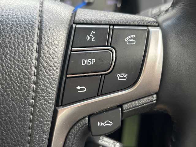 トヨタ クラウン マジェスタ Fバージョン 宮城県 2014(平26)年 6.4万km プレシャスシルバー 登録時走行距離63251km/純正HDDナビ/AM・FM・TV・Bluetooth・CD/ビルトインETC/ドライブレコーダー（前のみ）/バックカメラ/シートメモリー/セキュリティアラートシステム/前席パワーシート/前席シートヒーター/ヘッドライトウォッシャー/プッシュスタート/ALL　Auto　PW/ドアバイザー/フォグランプ/ウインカーミラー/カーテンエアバッグ/スイッチ付き木目調アームレスト