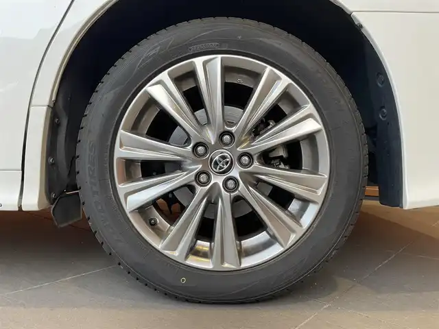 トヨタ アルファード S タイプゴールド 愛知県 2021(令3)年 4.1万km ホワイトパールクリスタルシャイン フルセグテレビ/Bluetooth/DVD/バックカメラ/コーナーセンサー/レーダークルーズ/レーンキープアシスト/パワーバックドア/ハーフレザーシート/社外デジタルインナーミラー/両側パワースライドドア/純正18インチAW/オートハイビーム/取扱説明書/保証書