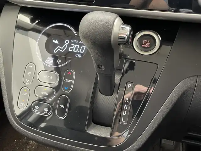 日産 デイズ ルークス ハイウェイスター Gターボ 滋賀県 2018(平30)年 4.6万km ブラック 禁煙車/純正ナビ/CD/DVD/Bluetooth/フルセグテレビ/アラウンドビューモニター/両側パワースライドドア/エマージェンシーブレーキ/クルーズコントロール/ETC/LEDヘッドライト/オートライト/ハイビームアシスト/ドライブレコーダー/アイドリングストップ/ドアバイザー/純正フロアマット/プッシュスタート /スマートキー