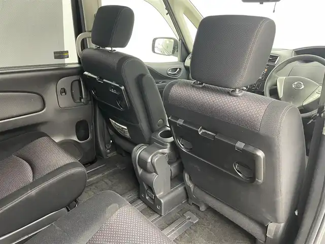 日産 セレナ ハイウェイスター S HV エアロ 大分県 2013(平25)年 8.7万km スーパーブラック 純正ナビ　型式MC312D-W/　AM/FM/CD/DVD/BT/　USB入力端子/　フルセグTV/バックカメラ/後席モニター　型式PCX-R3300/両側パワースライドドア/クルーズコントロール/ETC/プッシュスタート/アイドリングストップ/横滑り防止装置/電動格納ミラー/純正フロアマット/オートライト/HIDヘッドライト/フォグランプ/純正16インチアルミホイール