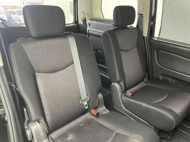 日産 セレナ ハイウェイスター S HV エアロ 大分県 2013(平25)年 8.7万km スーパーブラック 純正ナビ　型式MC312D-W/　AM/FM/CD/DVD/BT/　USB入力端子/　フルセグTV/バックカメラ/後席モニター　型式PCX-R3300/両側パワースライドドア/クルーズコントロール/ETC/プッシュスタート/アイドリングストップ/横滑り防止装置/電動格納ミラー/純正フロアマット/オートライト/HIDヘッドライト/フォグランプ/純正16インチアルミホイール