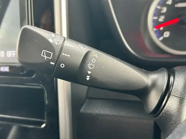 トヨタ ルーミー カスタムG－T 宮城県 2020(令2)年 2.7万km レーザーブルークリスタルシャイン スマートアシスト３/・衝突回避支援ブレーキ/・衝突警報/・車線逸脱警報機能/・誤発進抑制機能/・オートハイビーム/純正9インチナビ（NSZT-Y68T）/・CD/DVD/・Bluetooth/・フルセグTV/・SD音楽録音機能/バックモニター/ビルトインETC/ドライブレコーダー/両側パワースライドドア/革巻きステアリング/クルーズコントロール/LEDヘッドライト/フォグランプ/オートライト/スマートキー＆プッシュスタート/スペアキー/電動格納ミラー/純正15インチAW/Wエアバッグ/取扱説明書