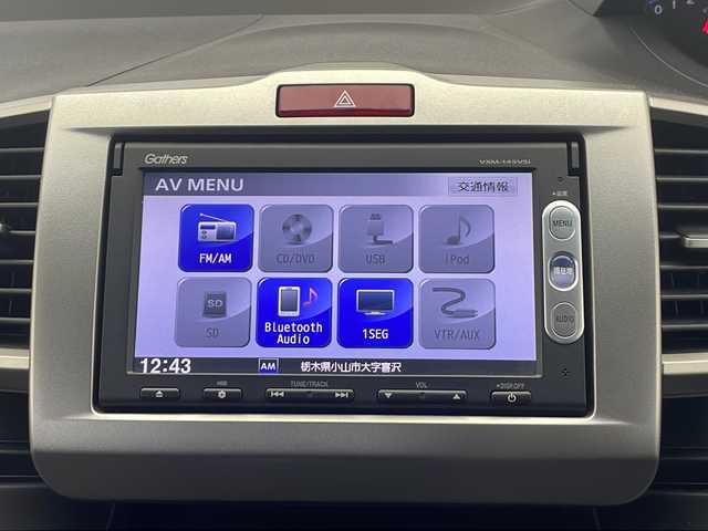ホンダ フリード スパイク G ジャストセレクション 栃木県 2014(平26)年 5.8万km アラバスターシルバーメタリック 純正ナビ/（CD/DVD/ワンセグTV/BT）/バックカメラ/コーナーセンサー（前のみ）/ETC/両側パワースライドドア/オートライト/HIDヘッドライト/横滑り防止装置/スマートキー/電動格納ミラー/純正フロアマット