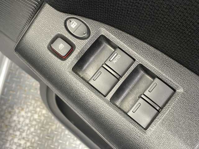 ホンダ フリード スパイク G ジャストセレクション 栃木県 2014(平26)年 5.8万km アラバスターシルバーメタリック 純正ナビ/（CD/DVD/ワンセグTV/BT）/バックカメラ/コーナーセンサー（前のみ）/ETC/両側パワースライドドア/オートライト/HIDヘッドライト/横滑り防止装置/スマートキー/電動格納ミラー/純正フロアマット