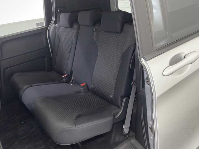 ホンダ フリード スパイク G ジャストセレクション 栃木県 2014(平26)年 5.8万km アラバスターシルバーメタリック 純正ナビ/（CD/DVD/ワンセグTV/BT）/バックカメラ/コーナーセンサー（前のみ）/ETC/両側パワースライドドア/オートライト/HIDヘッドライト/横滑り防止装置/スマートキー/電動格納ミラー/純正フロアマット