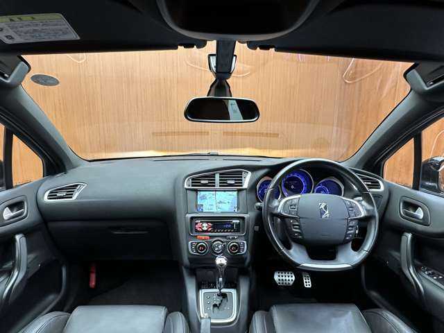 ＤＳオートモビル ＤＳ４ フォーブール アディクト 千葉県 2015(平27)年 5.4万km パープル 限定車　/モノグラムルーフ　/クラブレザーシート　/クルーズコントロール　/ナビ　/ＴＶ　/バックカメラ　/シートヒーター　/電動シート　/ＨＩＤライト　/ブラインドスポット　/障害物センサー　/ＥＴＣ　/キーレス