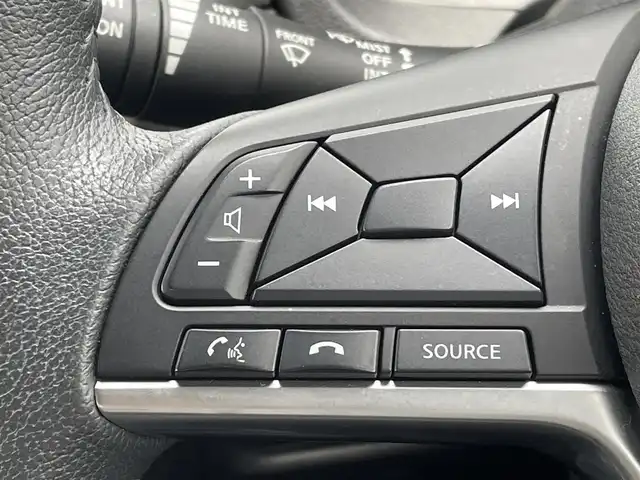 日産 ノート e－パワー メダリスト 福岡県 2016(平28)年 3.4万km インペリアルアンバーP 純正ナビ（ＭＭ３１６Ｄ－Ｗ）　アラウンドビューモニター　インテリジェントルームミラー　エマージェンシーブレーキ　ハーフレザーシート　ＬＥＤヘッドライト　フルセグ　ＣＤ／ＤＶＤ　ブルートゥース　ＥＴＣ
