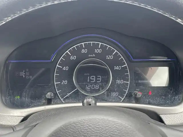 日産 ノート e－パワー メダリスト 福岡県 2016(平28)年 3.4万km インペリアルアンバーP 純正ナビ（ＭＭ３１６Ｄ－Ｗ）　アラウンドビューモニター　インテリジェントルームミラー　エマージェンシーブレーキ　ハーフレザーシート　ＬＥＤヘッドライト　フルセグ　ＣＤ／ＤＶＤ　ブルートゥース　ＥＴＣ