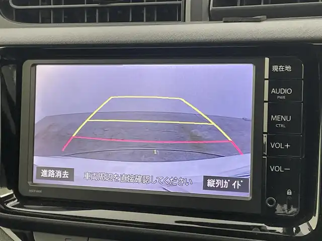 トヨタ アクア S 岡山県 2016(平28)年 7.4万km プラチナホワイトパールマイカ プリクラッシュセーフティ/レーンキープアシスト/オートハイビーム/純正SDナビゲーション/(CD/AUX/BT/ワンセグTV)/バックカメラ/ETC/社外ドライブレコーダー前後/ステアリングリモコン/横滑り防止