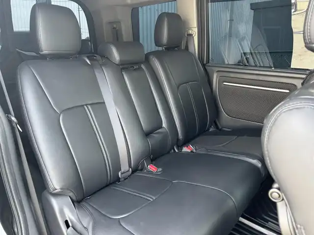 ホンダ ステップワゴン スパーダ ホンダセンシング 奈良県 2018(平30)年 5.3万km プレミアムスパークルブラックパール １０型フローティングナビ　/(BT/HDMI/DVD/CD)/バックカメラ　/フルセグＴＶ　/両側パワースライドドア　/黒革調シートカバー　/ＥＴＣ　/パドルシフト　/純正ゴムフロアマット /エンジンスターター /両側パワースライドドア