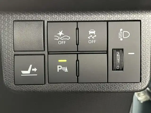 ダイハツ タント ファンクロスターボ 福島県 2023(令5)年 1.1万km レイクブルーメタリック 純正9インチディスプレイオーディオ/【Bluetooth/フルセグTV/AppleCarPlay】/パノラマモニター/ETC2.0/ドライブレコーダー/アダプティブクルーズコントロール/スマートアシスト/・衝突回避支援ブレーキ機能/・ブレーキ制御付誤発進抑制機能/・車線逸脱抑制制御機能/・ふらつき警報/・先行車発進お知らせ機能/・標識認識機能/・オートハイビーム/・コーナーセンサー/・衝突警報機能/・車線逸脱警報機能/・路外逸脱警報機能/両側パワースライドドア/LEDライト/シートヒーター/ステアリングスイッチ
