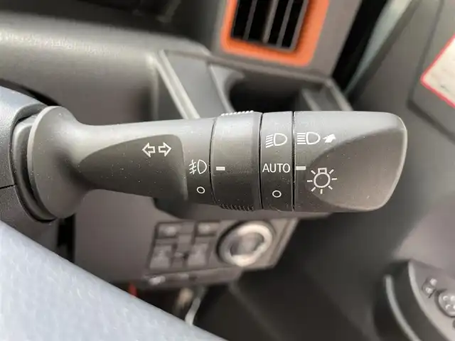 ダイハツ タント ファンクロスターボ 福島県 2023(令5)年 1.1万km レイクブルーメタリック 純正9インチディスプレイオーディオ/【Bluetooth/フルセグTV/AppleCarPlay】/パノラマモニター/ETC2.0/ドライブレコーダー/アダプティブクルーズコントロール/スマートアシスト/・衝突回避支援ブレーキ機能/・ブレーキ制御付誤発進抑制機能/・車線逸脱抑制制御機能/・ふらつき警報/・先行車発進お知らせ機能/・標識認識機能/・オートハイビーム/・コーナーセンサー/・衝突警報機能/・車線逸脱警報機能/・路外逸脱警報機能/両側パワースライドドア/LEDライト/シートヒーター/ステアリングスイッチ