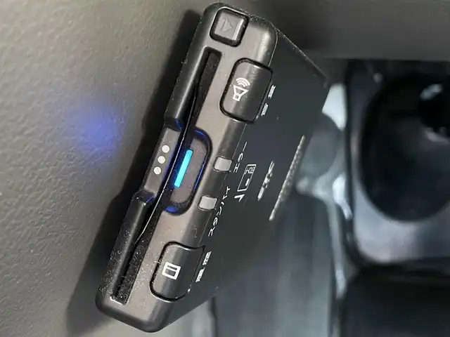 スズキ エブリイ PA 滋賀県 2023(令5)年 2.8万km シルキーシルバーメタリック 純正ラジオ/（AM/FM）/ETC/ドライブレコーダー/セーフティサポート/・横滑り防止装置/・ABS（アンチロックブレーキシステム）/・VDC（ビークルダイナミクスコントロール）/・ブレーキアシスト/・ヒルスタートアシスト/アイドリングストップ/オートライト/ハロゲンヘッドライト/ヘッドライトライトレベリング/マニュアルエアコン/マニュアルウィンドウ/パワーステアリング/純正フロアマット/純正ドアバイザー
