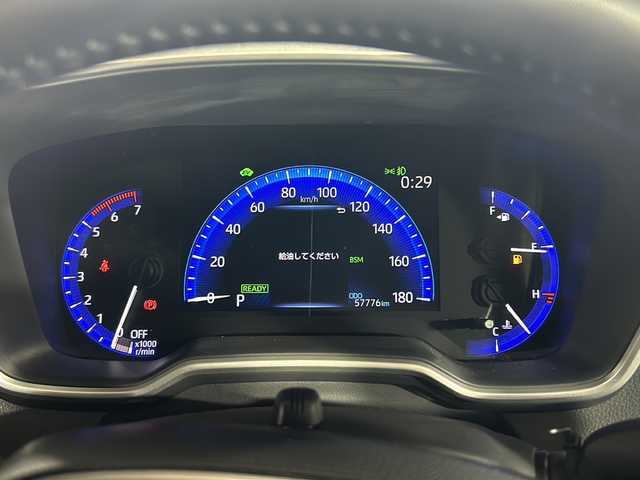 トヨタ カローラ スポーツ ハイブリッドG Z 沖縄県 2018(平30)年 5.8万km パール 県外仕入れ/禁煙車/純正9インチナビ[NSZT-Y68T]/（フルセグTV Bluetooth CD DVD）/バックカメラ/ビルトインETC/レーダークルーズコントロール/ステアリングスイッチ/ドライブレコーダー/電動パーキングブレーキ/トヨタセーフティセンス/・レーントレーシングアシスト/・プリクラッシュセーフティ/・ブラインドスポットモニター/・オートマチックハイビーム/・クリアランスソナー