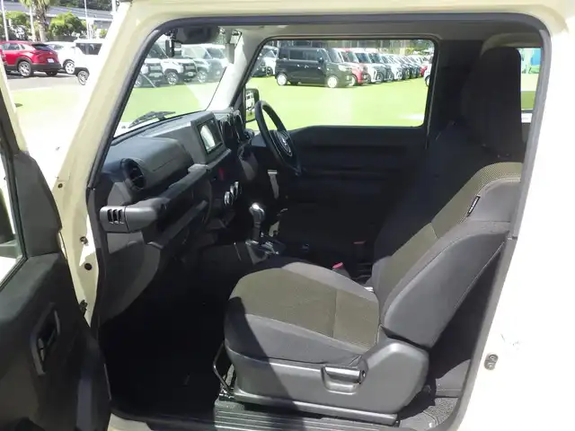 スズキ ジムニー XL 千葉県 2020(令2)年 4.8万km シフォンアイボリーM ワンオーナー/スズキセーフティサポート/社外SDナビ/地デジTV/【DVD/CD再生機能　Bluetooth接続】/バックカメラ/ドライブレコーダー（前後撮影）【ZDR-025】/前席シートヒーター/ETC/携帯リモコン
