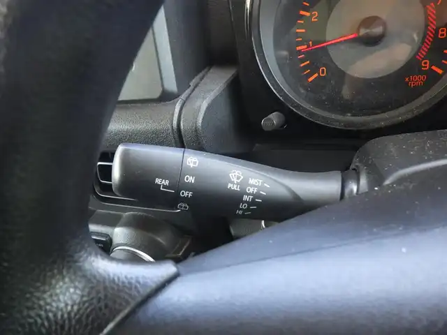 スズキ ジムニー XL 千葉県 2020(令2)年 4.8万km シフォンアイボリーM ワンオーナー/スズキセーフティサポート/社外SDナビ/地デジTV/【DVD/CD再生機能　Bluetooth接続】/バックカメラ/ドライブレコーダー（前後撮影）【ZDR-025】/前席シートヒーター/ETC/携帯リモコン