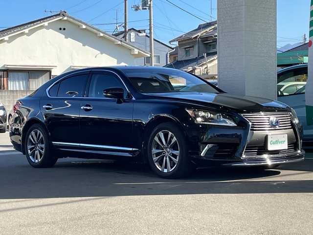 レクサス ＬＳ 600h バージョンL 愛媛県 2012(平24)年 15.7万km ブラックオパールマイカ 純正ナビ/サンルーフ/バックカメラ/ブレンボキャリパー(オレンジ)/全席パワーシート/全席シートヒーター、エアシート/フルセグテレビ/前後コーナーセンサー/ステアリングヒーター/オートブレーキホールド/衝突軽減システム/横滑り防止装置/オートライト/ＥＴＣ/ブラインドスポット