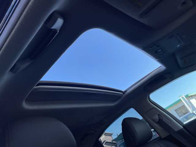 レクサス ＬＳ 600h バージョンL 愛媛県 2012(平24)年 15.7万km ブラックオパールマイカ 純正ナビ/サンルーフ/バックカメラ/ブレンボキャリパー(オレンジ)/全席パワーシート/全席シートヒーター、エアシート/フルセグテレビ/前後コーナーセンサー/ステアリングヒーター/オートブレーキホールド/衝突軽減システム/横滑り防止装置/オートライト/ＥＴＣ/ブラインドスポット