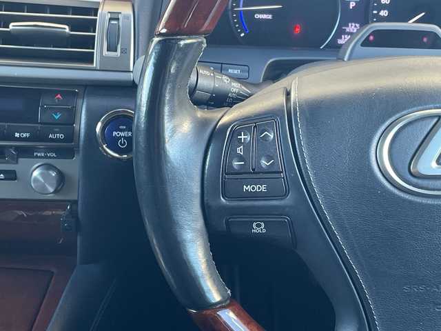 レクサス ＬＳ 600h バージョンL 愛媛県 2012(平24)年 15.7万km ブラックオパールマイカ 純正ナビ/サンルーフ/バックカメラ/ブレンボキャリパー(オレンジ)/全席パワーシート/全席シートヒーター、エアシート/フルセグテレビ/前後コーナーセンサー/ステアリングヒーター/オートブレーキホールド/衝突軽減システム/横滑り防止装置/オートライト/ＥＴＣ/ブラインドスポット