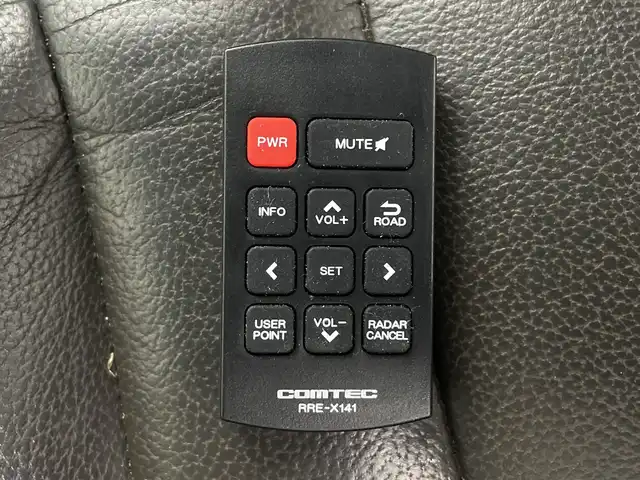 ボルボ Ｖ６０ D4 SE 鹿児島県 2016(平28)年 9.6万km アイスホワイト 純正HDDナビ/(フルセグTV/Bluetooth/DVD/AUX/USB/HDD)/バックカメラ/ETC/レーダークルーズコントロール/ブラインドスポットモニター/前後ドライブレコーダー/パワーシート/シートメモリ―/社外レーダー探知機/前席シートヒーター/ステアリングヒーター/純正18インチアルミホイール/純正フロアマット/パドルシフト