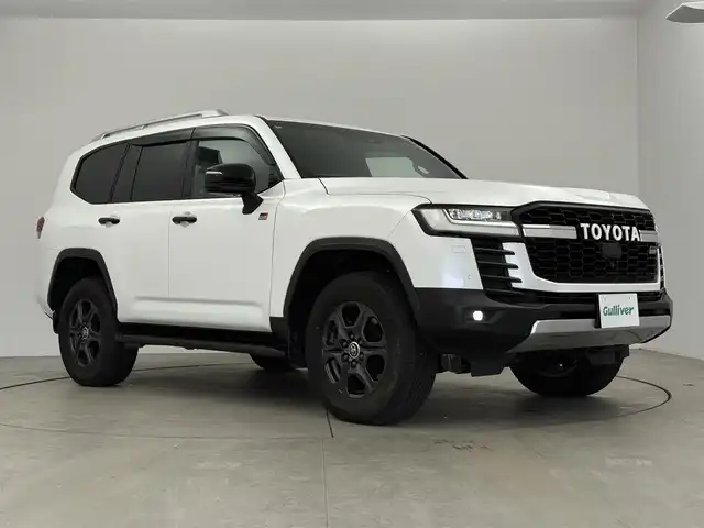 トヨタ ランドクルーザー GRスポーツ 愛知県 2022(令4)年 3.1万km プレシャスホワイトパール ４WD/トヨタセーフティーセンス/・プリクラッシュ/・レーンキープアシスト/・レーンディパラーチャー/・・レーダークルーズコントロール/サンルーフ/純正8型ディスプレイナビ/・Bluetooth/・フルセグTV/ブラインドスポットモニター/シートヒーター/エアシート/パワーシート/AC100V/ETC２．０/ルーフレール/ステアリングヒーター/パワーバックドア/HUD/純正18インチAW/純正LEDライト