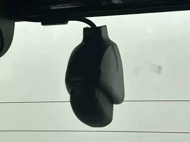 ホンダ Ｎ ＢＯＸ カスタム L 愛知県 2022(令4)年 3万km クリスタルブラックパール 禁煙車/純正7インチナビ/（CD/DVD/Bluetooth/フルセグTV/USB)/バックカメラ/ホンダセンシング/・衝突軽減ブレーキ/・車線逸脱警報システム/・アダプティブクルーズコントロール/・オートマチックハイビーム/・パーキングセンサー/ETC/前後ドライブレコーダー/シートヒーター/両側パワースライドドア/アイドリングストップ/純正14インチアルミホイール/LEDヘッドライト/オートライト/フロントフォグランプ/スマートキー/プッシュスタート/純正フロアマット/電動格納ミラー/ベンチシート/チップアップシート