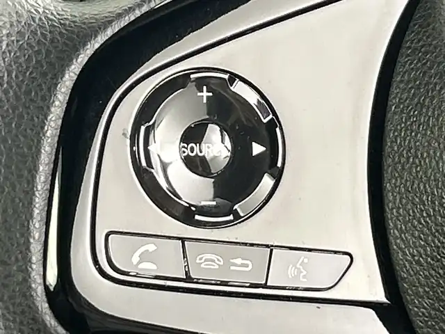 ホンダ Ｎ ＢＯＸ カスタム L 愛知県 2022(令4)年 3万km クリスタルブラックパール 禁煙車/純正7インチナビ/（CD/DVD/Bluetooth/フルセグTV/USB)/バックカメラ/ホンダセンシング/・衝突軽減ブレーキ/・車線逸脱警報システム/・アダプティブクルーズコントロール/・オートマチックハイビーム/・パーキングセンサー/ETC/前後ドライブレコーダー/シートヒーター/両側パワースライドドア/アイドリングストップ/純正14インチアルミホイール/LEDヘッドライト/オートライト/フロントフォグランプ/スマートキー/プッシュスタート/純正フロアマット/電動格納ミラー/ベンチシート/チップアップシート