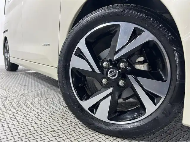日産 ルークス HWS Gターボ プロパイロットED 大阪府 2021(令3)年 1.7万km フローズンバニラパール プロパイロット　ターボ　全方位カメラ　ドラレコ　レーダークルコン　衝突軽減　両側パワスラ　オートライト　ＬＥＤヘッドライト　アイドリングストップ　コーナーセンサー　スマートキー　プッシュスタート