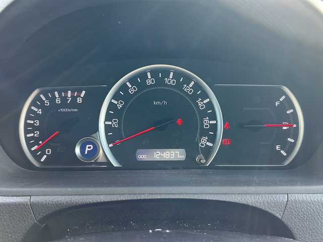 トヨタ ヴォクシー ZS 煌 道東・釧路十勝 2015(平27)年 12.5万km ブラック 4WD/社外ＨＤＤナビ(AVIC-VH9900)　/(AM/FM/地デジＴＶ/ＤＶＤ再生/Ｂｌｕｅｔｏｏｔｈ接続)　/ＥＴＣ　/バックカメラ/両側パワースライドドア/横滑り防止装置/アイドリングストップ　/スマートキー　/プッシュスタート　/純正ＬＥＤヘッドライト　/純正１６インチアルミホイール　/純正フロアマット