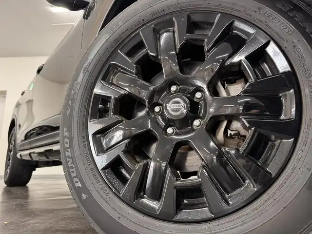 日産 エクストレイル 20Xi Vセレ エクストリーマーX 三重県 2021(令3)年 4.6万km ダイヤモンドブラック ガソリン/フルタイム4WD/MTモード付フロアCVT/KENWOOD 9インチフローティング『彩速ナビ』 M907HDF/（FM/AM/CD/DVD/iPod/USB/SD/SDREC/TV/RCA/Bluetooth/HDMI/SMART USEN）/インテリジェント アラウンドビューモニター（移動物検知機能付）/ETC2.0/安全/・インテリジェント エマージェンシーブレーキ/・LDW（車線逸脱警報）、インテリジェント LI（車線逸脱防止支援）/・プロパイロット/・インテリジェント DA（ふらつき警報）/・進入禁止警報/・後側方車両検知警報システム（BSW）＋クロストラフィックアラート/・フロント、リアソナー/・ヒルディセントコントロール/など/装備/・インテリジェント ルームミラー/・ルーフレール（ブラック）/・リモコンオートバックドア/・撥水シート/・シートヒーター（D/N/REAR左右）/・パワーシート（D/N）/・左右独立オートエアコン/・電動パーキングブレーキ＆ブレーキホールド/・ステアリングスイッチ/・オートライト/・LEDヘッドライト/・プッシュスタート/・純正18inAW/・スマートキーx2/・保/取/など