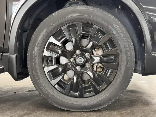 日産 エクストレイル 20Xi Vセレ エクストリーマーX 三重県 2021(令3)年 4.6万km ダイヤモンドブラック ガソリン/フルタイム4WD/MTモード付フロアCVT/KENWOOD 9インチフローティング『彩速ナビ』 M907HDF/（FM/AM/CD/DVD/iPod/USB/SD/SDREC/TV/RCA/Bluetooth/HDMI/SMART USEN）/インテリジェント アラウンドビューモニター（移動物検知機能付）/ETC2.0/安全/・インテリジェント エマージェンシーブレーキ/・LDW（車線逸脱警報）、インテリジェント LI（車線逸脱防止支援）/・プロパイロット/・インテリジェント DA（ふらつき警報）/・進入禁止警報/・後側方車両検知警報システム（BSW）＋クロストラフィックアラート/・フロント、リアソナー/・ヒルディセントコントロール/など/装備/・インテリジェント ルームミラー/・ルーフレール（ブラック）/・リモコンオートバックドア/・撥水シート/・シートヒーター（D/N/REAR左右）/・パワーシート（D/N）/・左右独立オートエアコン/・電動パーキングブレーキ＆ブレーキホールド/・ステアリングスイッチ/・オートライト/・LEDヘッドライト/・プッシュスタート/・純正18inAW/・スマートキーx2/・保/取/など