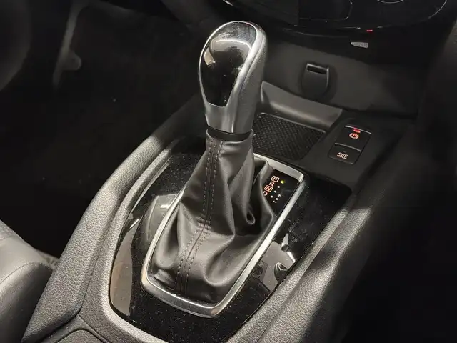 日産 エクストレイル 20Xi Vセレ エクストリーマーX 三重県 2021(令3)年 4.6万km ダイヤモンドブラック ガソリン/フルタイム4WD/MTモード付フロアCVT/KENWOOD 9インチフローティング『彩速ナビ』 M907HDF/（FM/AM/CD/DVD/iPod/USB/SD/SDREC/TV/RCA/Bluetooth/HDMI/SMART USEN）/インテリジェント アラウンドビューモニター（移動物検知機能付）/ETC2.0/安全/・インテリジェント エマージェンシーブレーキ/・LDW（車線逸脱警報）、インテリジェント LI（車線逸脱防止支援）/・プロパイロット/・インテリジェント DA（ふらつき警報）/・進入禁止警報/・後側方車両検知警報システム（BSW）＋クロストラフィックアラート/・フロント、リアソナー/・ヒルディセントコントロール/など/装備/・インテリジェント ルームミラー/・ルーフレール（ブラック）/・リモコンオートバックドア/・撥水シート/・シートヒーター（D/N/REAR左右）/・パワーシート（D/N）/・左右独立オートエアコン/・電動パーキングブレーキ＆ブレーキホールド/・ステアリングスイッチ/・オートライト/・LEDヘッドライト/・プッシュスタート/・純正18inAW/・スマートキーx2/・保/取/など