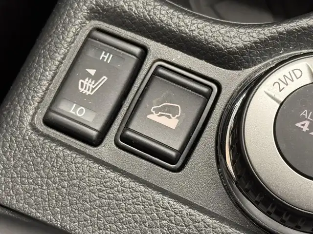 日産 エクストレイル 20Xi Vセレ エクストリーマーX 三重県 2021(令3)年 4.6万km ダイヤモンドブラック ガソリン/フルタイム4WD/MTモード付フロアCVT/KENWOOD 9インチフローティング『彩速ナビ』 M907HDF/（FM/AM/CD/DVD/iPod/USB/SD/SDREC/TV/RCA/Bluetooth/HDMI/SMART USEN）/インテリジェント アラウンドビューモニター（移動物検知機能付）/ETC2.0/安全/・インテリジェント エマージェンシーブレーキ/・LDW（車線逸脱警報）、インテリジェント LI（車線逸脱防止支援）/・プロパイロット/・インテリジェント DA（ふらつき警報）/・進入禁止警報/・後側方車両検知警報システム（BSW）＋クロストラフィックアラート/・フロント、リアソナー/・ヒルディセントコントロール/など/装備/・インテリジェント ルームミラー/・ルーフレール（ブラック）/・リモコンオートバックドア/・撥水シート/・シートヒーター（D/N/REAR左右）/・パワーシート（D/N）/・左右独立オートエアコン/・電動パーキングブレーキ＆ブレーキホールド/・ステアリングスイッチ/・オートライト/・LEDヘッドライト/・プッシュスタート/・純正18inAW/・スマートキーx2/・保/取/など