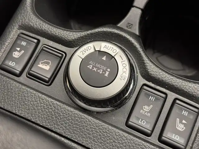 日産 エクストレイル 20Xi Vセレ エクストリーマーX 三重県 2021(令3)年 4.6万km ダイヤモンドブラック ガソリン/フルタイム4WD/MTモード付フロアCVT/KENWOOD 9インチフローティング『彩速ナビ』 M907HDF/（FM/AM/CD/DVD/iPod/USB/SD/SDREC/TV/RCA/Bluetooth/HDMI/SMART USEN）/インテリジェント アラウンドビューモニター（移動物検知機能付）/ETC2.0/安全/・インテリジェント エマージェンシーブレーキ/・LDW（車線逸脱警報）、インテリジェント LI（車線逸脱防止支援）/・プロパイロット/・インテリジェント DA（ふらつき警報）/・進入禁止警報/・後側方車両検知警報システム（BSW）＋クロストラフィックアラート/・フロント、リアソナー/・ヒルディセントコントロール/など/装備/・インテリジェント ルームミラー/・ルーフレール（ブラック）/・リモコンオートバックドア/・撥水シート/・シートヒーター（D/N/REAR左右）/・パワーシート（D/N）/・左右独立オートエアコン/・電動パーキングブレーキ＆ブレーキホールド/・ステアリングスイッチ/・オートライト/・LEDヘッドライト/・プッシュスタート/・純正18inAW/・スマートキーx2/・保/取/など