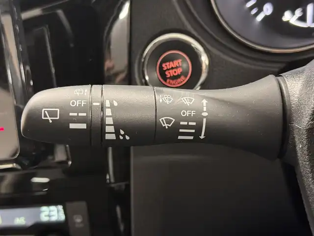 日産 エクストレイル 20Xi Vセレ エクストリーマーX 三重県 2021(令3)年 4.6万km ダイヤモンドブラック ガソリン/フルタイム4WD/MTモード付フロアCVT/KENWOOD 9インチフローティング『彩速ナビ』 M907HDF/（FM/AM/CD/DVD/iPod/USB/SD/SDREC/TV/RCA/Bluetooth/HDMI/SMART USEN）/インテリジェント アラウンドビューモニター（移動物検知機能付）/ETC2.0/安全/・インテリジェント エマージェンシーブレーキ/・LDW（車線逸脱警報）、インテリジェント LI（車線逸脱防止支援）/・プロパイロット/・インテリジェント DA（ふらつき警報）/・進入禁止警報/・後側方車両検知警報システム（BSW）＋クロストラフィックアラート/・フロント、リアソナー/・ヒルディセントコントロール/など/装備/・インテリジェント ルームミラー/・ルーフレール（ブラック）/・リモコンオートバックドア/・撥水シート/・シートヒーター（D/N/REAR左右）/・パワーシート（D/N）/・左右独立オートエアコン/・電動パーキングブレーキ＆ブレーキホールド/・ステアリングスイッチ/・オートライト/・LEDヘッドライト/・プッシュスタート/・純正18inAW/・スマートキーx2/・保/取/など