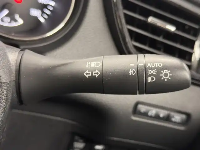 日産 エクストレイル 20Xi Vセレ エクストリーマーX 三重県 2021(令3)年 4.6万km ダイヤモンドブラック ガソリン/フルタイム4WD/MTモード付フロアCVT/KENWOOD 9インチフローティング『彩速ナビ』 M907HDF/（FM/AM/CD/DVD/iPod/USB/SD/SDREC/TV/RCA/Bluetooth/HDMI/SMART USEN）/インテリジェント アラウンドビューモニター（移動物検知機能付）/ETC2.0/安全/・インテリジェント エマージェンシーブレーキ/・LDW（車線逸脱警報）、インテリジェント LI（車線逸脱防止支援）/・プロパイロット/・インテリジェント DA（ふらつき警報）/・進入禁止警報/・後側方車両検知警報システム（BSW）＋クロストラフィックアラート/・フロント、リアソナー/・ヒルディセントコントロール/など/装備/・インテリジェント ルームミラー/・ルーフレール（ブラック）/・リモコンオートバックドア/・撥水シート/・シートヒーター（D/N/REAR左右）/・パワーシート（D/N）/・左右独立オートエアコン/・電動パーキングブレーキ＆ブレーキホールド/・ステアリングスイッチ/・オートライト/・LEDヘッドライト/・プッシュスタート/・純正18inAW/・スマートキーx2/・保/取/など