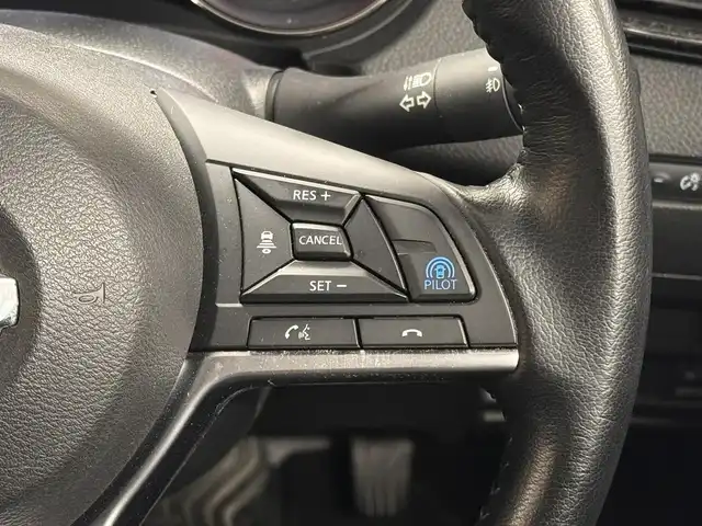 日産 エクストレイル 20Xi Vセレ エクストリーマーX 三重県 2021(令3)年 4.6万km ダイヤモンドブラック ガソリン/フルタイム4WD/MTモード付フロアCVT/KENWOOD 9インチフローティング『彩速ナビ』 M907HDF/（FM/AM/CD/DVD/iPod/USB/SD/SDREC/TV/RCA/Bluetooth/HDMI/SMART USEN）/インテリジェント アラウンドビューモニター（移動物検知機能付）/ETC2.0/安全/・インテリジェント エマージェンシーブレーキ/・LDW（車線逸脱警報）、インテリジェント LI（車線逸脱防止支援）/・プロパイロット/・インテリジェント DA（ふらつき警報）/・進入禁止警報/・後側方車両検知警報システム（BSW）＋クロストラフィックアラート/・フロント、リアソナー/・ヒルディセントコントロール/など/装備/・インテリジェント ルームミラー/・ルーフレール（ブラック）/・リモコンオートバックドア/・撥水シート/・シートヒーター（D/N/REAR左右）/・パワーシート（D/N）/・左右独立オートエアコン/・電動パーキングブレーキ＆ブレーキホールド/・ステアリングスイッチ/・オートライト/・LEDヘッドライト/・プッシュスタート/・純正18inAW/・スマートキーx2/・保/取/など