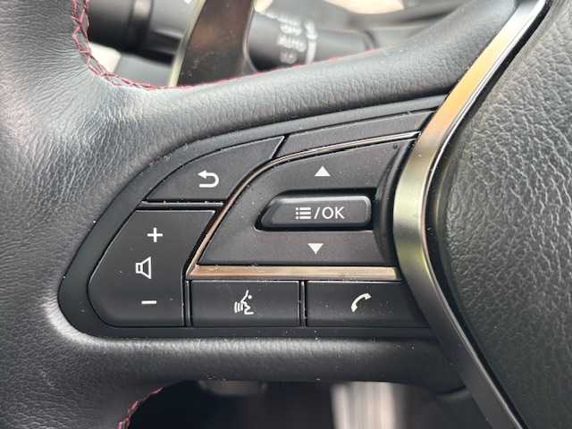 日産 スカイライン 400R 宮城県 2019(令1)年 6.5万km ブリリアントホワイトパール 登録時走行距離 64801km/純正ナビ/アップルカープレイ/ＣＤ／ＤＶＤ／Ｂｌｕｅｔｏｏｔｈ/シートヒーター/コーナーセンサー/パドルシフト/プロパイロット/全方位カメラ/横滑り防止装置/衝突軽減ブレーキ/追従クルーズコントロール/ドライブレコーダー/ＥＴＣ/ＬＥＤライト/フォグランプ/純正フロアマット/タイヤブリヂストンポテンザS001/（23年製ランフラットタイヤ)/タイヤ空気圧センサー/電動格納ミラー/ドアバイザー