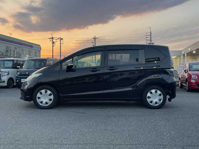 ホンダ フリード G ジャストセレクション 愛知県 2012(平24)年 12.2万km プレミアムブラキッシュパール