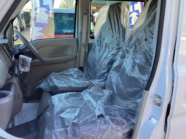 スズキ エブリイ PA リミテッド 三重県 2025(令7)年 0.1千km スペリアホワイト 衝突軽減/レーンキープ/アイドリングストップ/横滑り防止/キーレスエントリー/ライトレベリング/USB