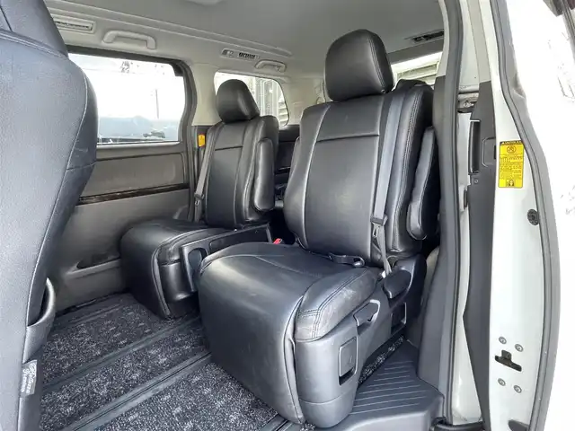 トヨタ アルファードハイブリット SR 道央・札幌 2013(平25)年 14万km ホワイトパールクリスタルシャイン (株)IDOMが運営する【じしゃロン札幌豊平店】の自社ローン対象車両になります。こちらは現金ご利用時の価格です。/自社ローンご希望の方は別途その旨お申付け下さい。/スマートキー/純正HDDナビ・フルセグTV/　（CD/DVD/BT）/バックカメラ/両側パワースライドドア/パワーバックドア/ETC/HID