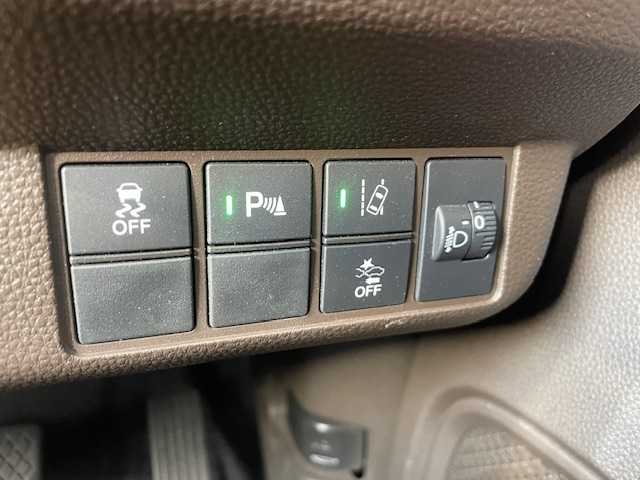 ホンダ Ｎ ＷＧＮ G ホンダセンシング 静岡県 2020(令2)年 0.9万km プラチナホワイトパール ●社外ナビ/（フルセグ/CD/DVD/Bluetooth）/（VXM-194VFI）/●バックカメラ/●アダプティブクルーズコントロール/●衝突軽減ブレーキ/●レーンキーピングアシストシステム/●後方コーナーセンサー/●電動サイドパーキング/●オートブレーキホールド/●オートライト/●ステアリングスイッチ/●電動格納ミラー/●ETC/●純正フロアマット/●ドアバイザー/●前後ドライブレコーダー/●レベライザー/●ISOFIX/●プッシュスタート/●スマートキー/●スペアキー1本/●社外14インチアルミホイール/●ダブル+サイド+カーテンSRS+ABS/●保証書/●取扱説明書