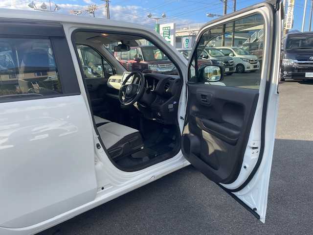 ホンダ Ｎ ＷＧＮ G ホンダセンシング 静岡県 2020(令2)年 0.9万km プラチナホワイトパール ●社外ナビ/（フルセグ/CD/DVD/Bluetooth）/（VXM-194VFI）/●バックカメラ/●アダプティブクルーズコントロール/●衝突軽減ブレーキ/●レーンキーピングアシストシステム/●後方コーナーセンサー/●電動サイドパーキング/●オートブレーキホールド/●オートライト/●ステアリングスイッチ/●電動格納ミラー/●ETC/●純正フロアマット/●ドアバイザー/●前後ドライブレコーダー/●レベライザー/●ISOFIX/●プッシュスタート/●スマートキー/●スペアキー1本/●社外14インチアルミホイール/●ダブル+サイド+カーテンSRS+ABS/●保証書/●取扱説明書