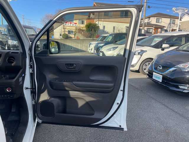 ホンダ Ｎ ＷＧＮ G ホンダセンシング 静岡県 2020(令2)年 0.9万km プラチナホワイトパール ●社外ナビ/（フルセグ/CD/DVD/Bluetooth）/（VXM-194VFI）/●バックカメラ/●アダプティブクルーズコントロール/●衝突軽減ブレーキ/●レーンキーピングアシストシステム/●後方コーナーセンサー/●電動サイドパーキング/●オートブレーキホールド/●オートライト/●ステアリングスイッチ/●電動格納ミラー/●ETC/●純正フロアマット/●ドアバイザー/●前後ドライブレコーダー/●レベライザー/●ISOFIX/●プッシュスタート/●スマートキー/●スペアキー1本/●社外14インチアルミホイール/●ダブル+サイド+カーテンSRS+ABS/●保証書/●取扱説明書