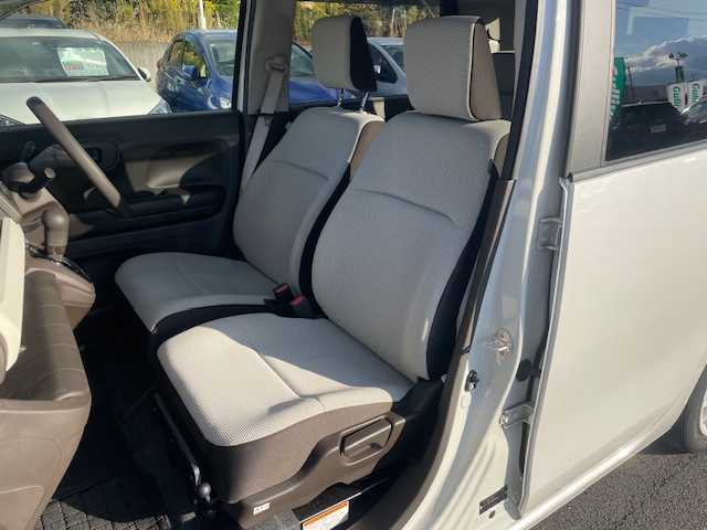 ホンダ Ｎ ＷＧＮ G ホンダセンシング 静岡県 2020(令2)年 0.9万km プラチナホワイトパール ●社外ナビ/（フルセグ/CD/DVD/Bluetooth）/（VXM-194VFI）/●バックカメラ/●アダプティブクルーズコントロール/●衝突軽減ブレーキ/●レーンキーピングアシストシステム/●後方コーナーセンサー/●電動サイドパーキング/●オートブレーキホールド/●オートライト/●ステアリングスイッチ/●電動格納ミラー/●ETC/●純正フロアマット/●ドアバイザー/●前後ドライブレコーダー/●レベライザー/●ISOFIX/●プッシュスタート/●スマートキー/●スペアキー1本/●社外14インチアルミホイール/●ダブル+サイド+カーテンSRS+ABS/●保証書/●取扱説明書